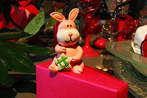 thème baptême lapin figurine lapin rose
