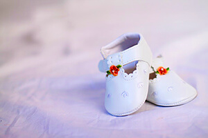 baptême bébé baptiser à la naissance