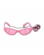 Lunettes et boucles d’oreilles disco