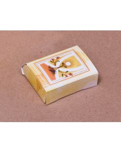 Boite à dragée en forme de missel - jaune 5 cm x 7 cm