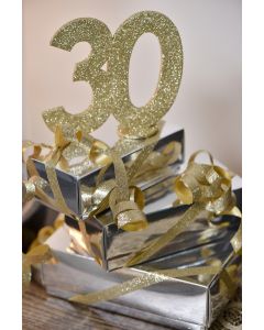 Décoration chiffre anniversaire 30 ans - or