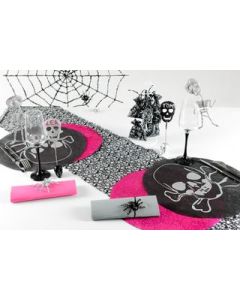 Le chemin de table Halloween indispensable à votre déco de table