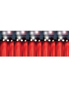 Décor rideau rouge et projecteur
