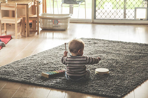 éveil musical bébé